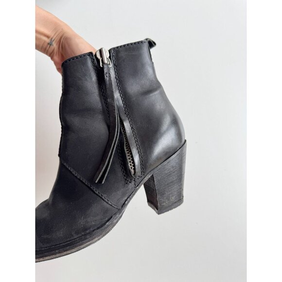 ACNE STUDIOS Pistol Black Leather Block Heel Ankle Boots, Size 38 - Picture 7 of 16